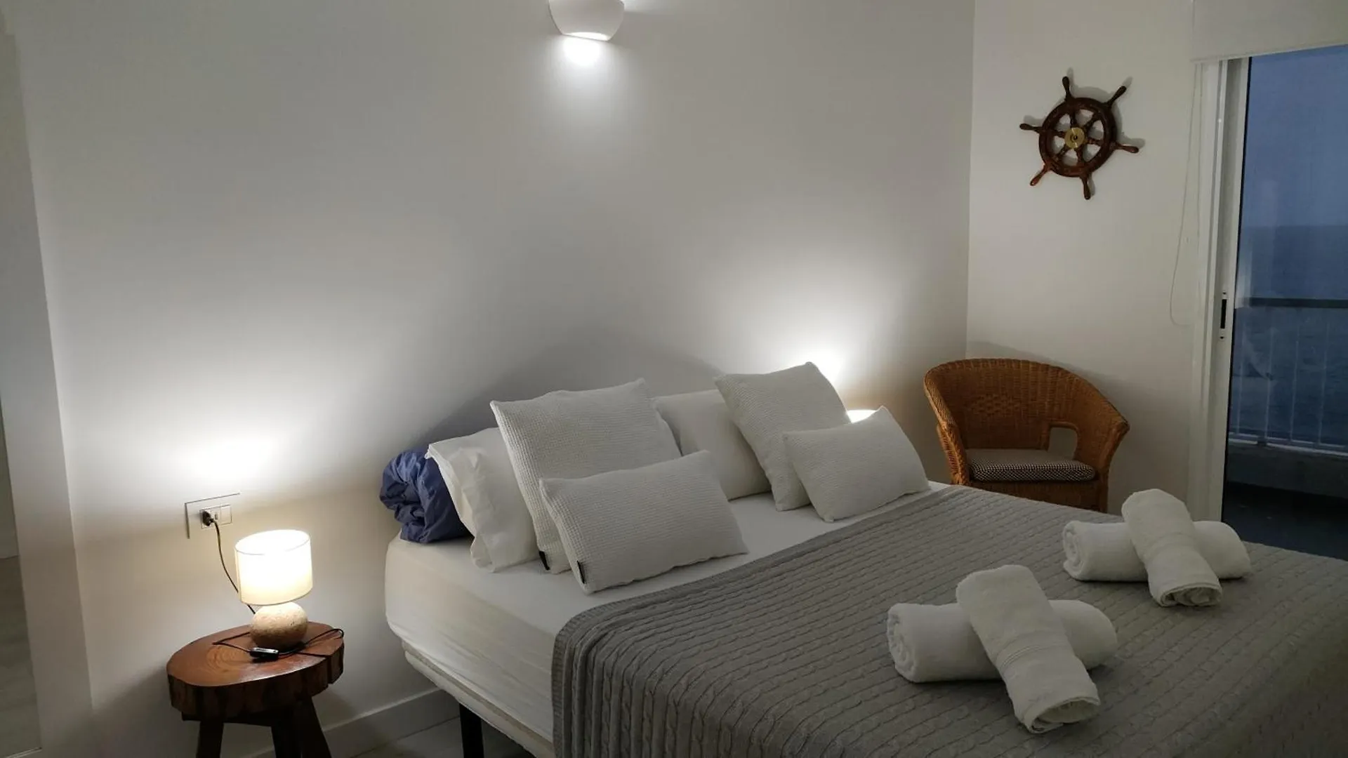 Appartement Apartamento Magico Con Vistas Al Mar Bajamar  Spanje
